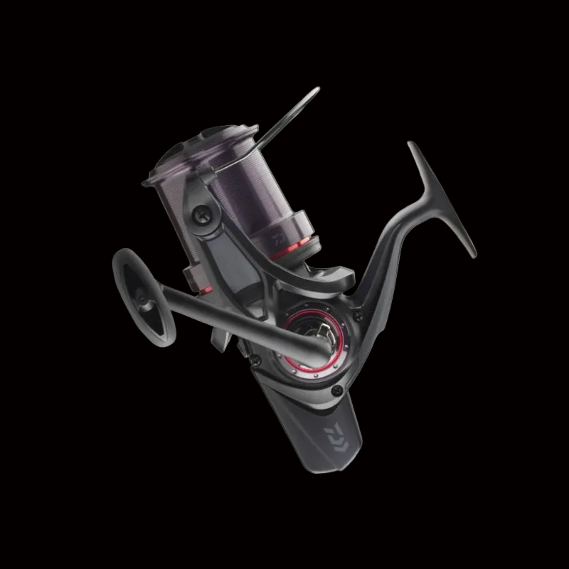 Reel-Daiwa-Whisker-45CW-šaranska-rola